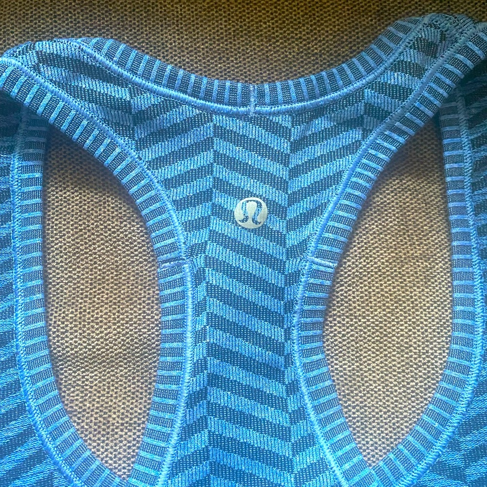 Lululemon tank top